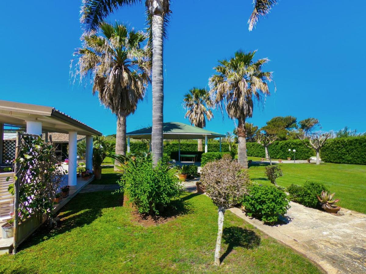 Villa Il Sole Ispica Exteriör bild