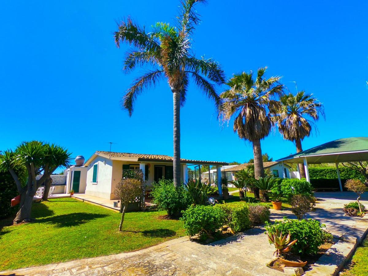 Villa Il Sole Ispica Exteriör bild