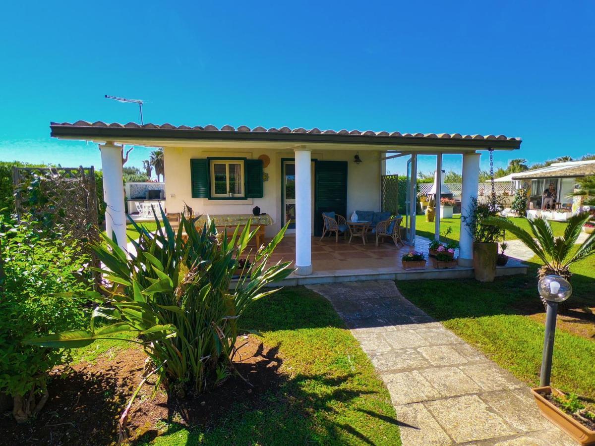 Villa Il Sole Ispica Exteriör bild